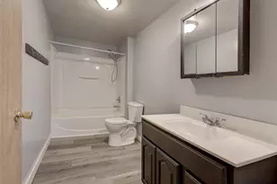 196 N Brooke St, Fond du Lac, WI 54935 - Photo 8