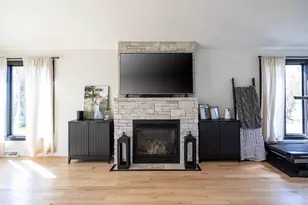 1840 Cliffview Ct, Oshkosh, WI 54901 - Photo 8