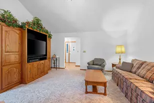 2967 W Hiawatha Dr, Appleton, WI 54914 - Photo 14