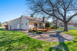 2967 W Hiawatha Dr, Appleton, WI 54914 - Photo 4