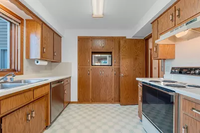 2967 W Hiawatha Drive, Appleton, WI 54914 - Photo 18