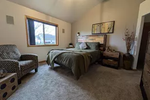 501 Crowfoot Ave, Fond du Lac, WI 54935 - Photo 10