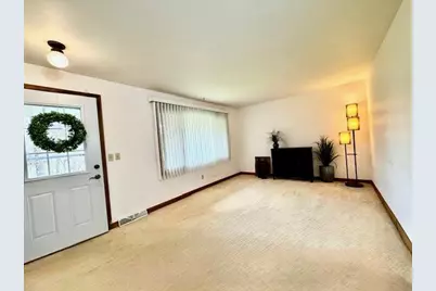 6952 6th Street, Stevens Point, WI 54482 - Photo 12