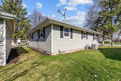 1031 Roberts Avenue, Appleton, WI 54914 - Photo 28