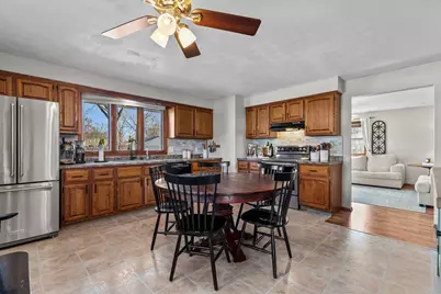 1031 Roberts Avenue, Appleton, WI 54914 - Photo 8