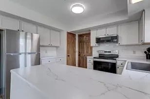 1900 Julie Ln, Stevens Point, WI 54481 - Photo 18