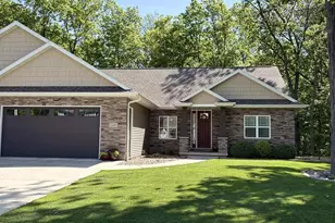 2960 Bally Bunion Ln, Green Bay, WI 54311 - Photo 2