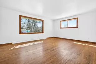 1276 Irish Rd, Neenah, WI 54956 - Photo 12