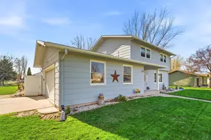 40 S Pioneer Pkwy, Fond du Lac, WI 54935 - Photo 2