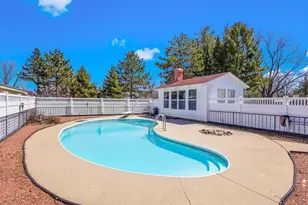 220 Wood Ave, Peshtigo, WI 54157 - Photo 26