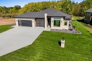 2929 Creekwood Dr, Green Bay, WI 54311 - Photo 82