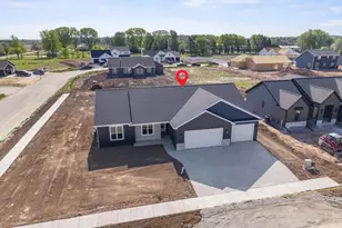 N8870 Killarney Way, Menasha, WI 54952 - Photo 62