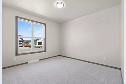 N8870 Killarney Way, Menasha, WI 54952 - Photo 36