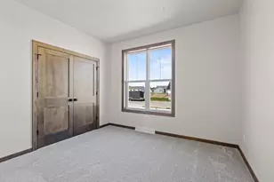 N8870 Killarney Way, Menasha, WI 54952 - Photo 38
