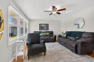 1080 Thorndale St, Green Bay, WI 54304 - Photo 4
