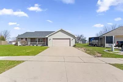 2276 Samantha Street, De Pere, WI 54115 - Photo 2