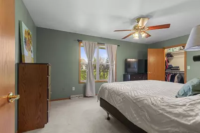 2276 Samantha Street, De Pere, WI 54115 - Photo 16