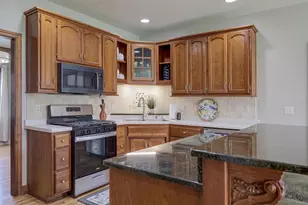 4715 Grand Meadows Dr, Appleton, WI 54914 - Photo 18