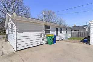 260 N Danz Ave, Green Bay, WI 54302 - Photo 10