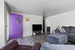 260 N Danz Ave, Green Bay, WI 54302 - Photo 6