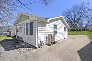 260 N Danz Ave, Green Bay, WI 54302 - Photo 2