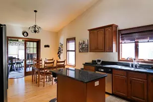 4732 Fallview Ln, Appleton, WI 54913 - Photo 12