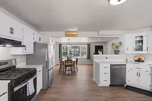 3175 Birch Rd, Suamico, WI 54172 - Photo 8
