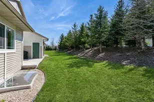 2723 River Ln, Two Rivers, WI 54241 - Photo 16