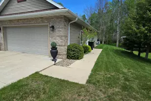 1506 39th Ave, Menominee, MI 49858 - Photo 6