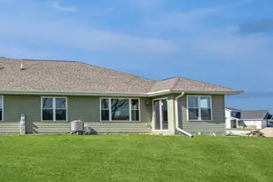 559 Summer Dr, Brillion, WI 54110 - Photo 18
