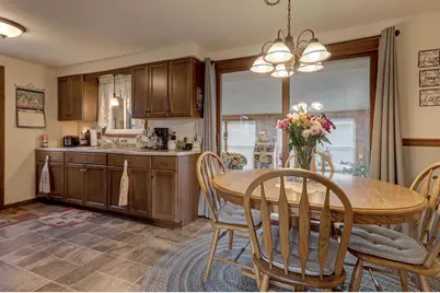 1021 Apple Blossom Drive, Neenah, WI 54956 - Photo 10