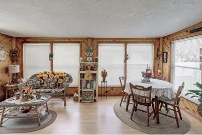 1021 Apple Blossom Drive, Neenah, WI 54956 - Photo 12