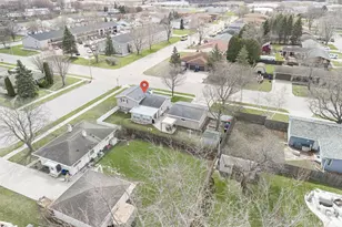 1021 Apple Blossom Dr, Neenah, WI 54956 - Photo 28