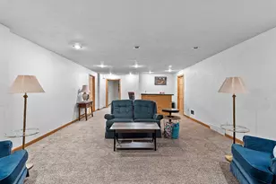 512 Applewood Dr, Kimberly, WI 54136 - Photo 36