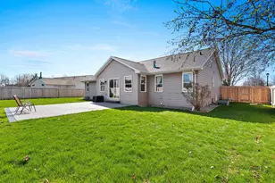 512 Applewood Dr, Kimberly, WI 54136 - Photo 44