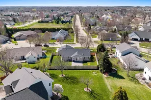 512 Applewood Dr, Kimberly, WI 54136 - Photo 60