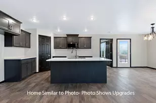 1739 Betty Jean Ln, Green Bay, WI 54313 - Photo 10