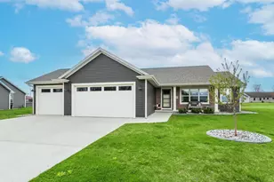 W2133 Wildflower Ln, Brillion, WI 54110 - Photo 20