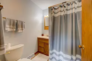 28 Lake St, Oshkosh, WI 54901 - Photo 20