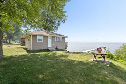 W5625 Faro Springs Road, Hilbert, WI 54129 - Photo 4