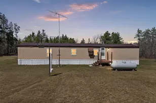 W11361 Kunkel Ln, Crivitz, WI 54104 - Photo 2