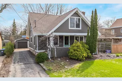 1009 Nicolet Boulevard, Neenah, WI 54956 - Photo 1