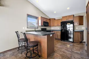 1480 Marie Dr, Kaukauna, WI 54130 - Photo 4