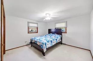 1715 Beaver Dam Dr, Green Bay, WI 54304 - Photo 10