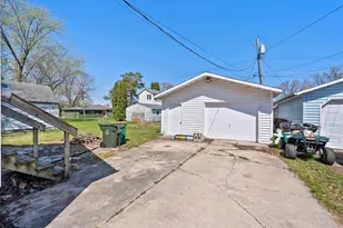 449 3rd St, Fond du Lac, WI 54935 - Photo 6