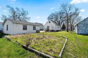 449 3rd St, Fond du Lac, WI 54935 - Photo 4