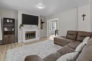 438 S Baird St, Green Bay, WI 54301 - Photo 6