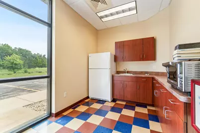 180 Knights Way #200, Fond du Lac, WI 54935 - Photo 16