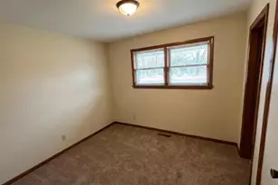 N70W13080 Brentwood Dr, Menomonee Falls, WI 53051 - Photo 12