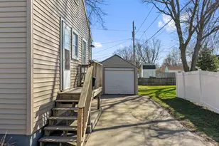 1033 Mather St, Green Bay, WI 54303 - Photo 18